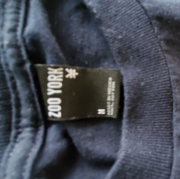 Zoo York Tshirt - Picture 4 of 4